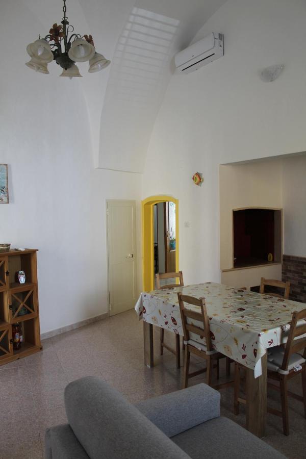 Marinella Villa Campi Salentina Bagian luar foto